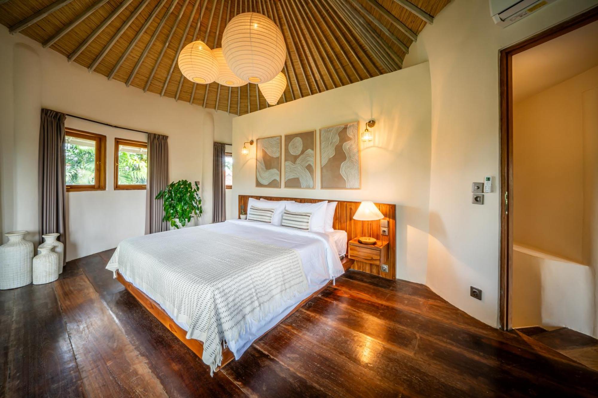 Meraki, 6br, Incl Breakfast, Heart Of Seminyak, Walking Distance To Restaurants, Bars And Shops, Tropical Garden Villa Seminyak (Bali)