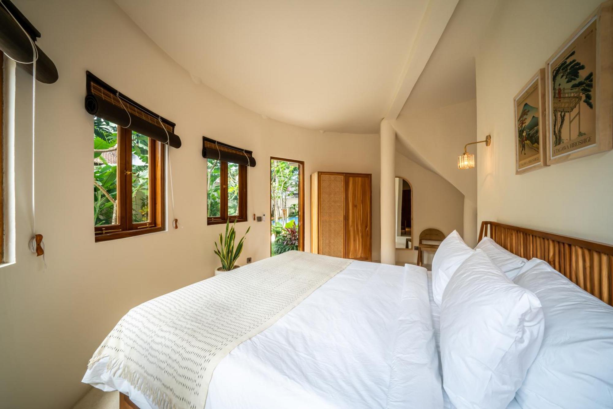 Meraki, 6br, Incl Breakfast, Heart Of Seminyak, Walking Distance To Restaurants, Bars And Shops, Tropical Garden *